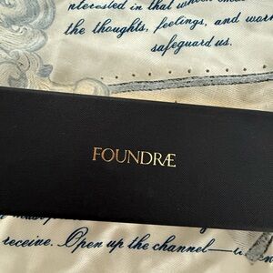 Foundrae White and Gray Scarf with gift box. NEW!!!!